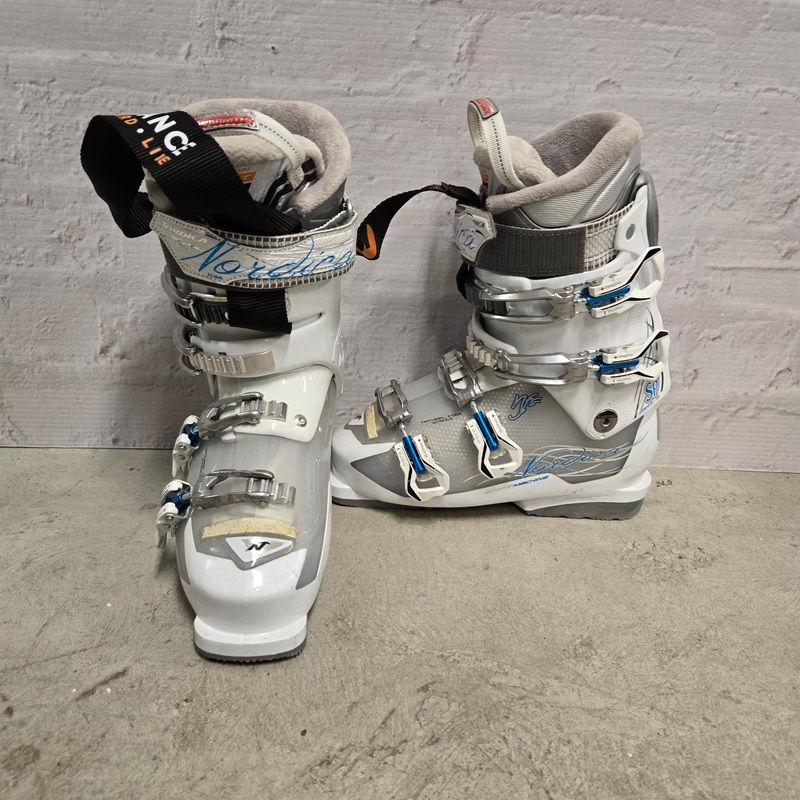 Used SC Nordica Sport Machine W 75 24.5