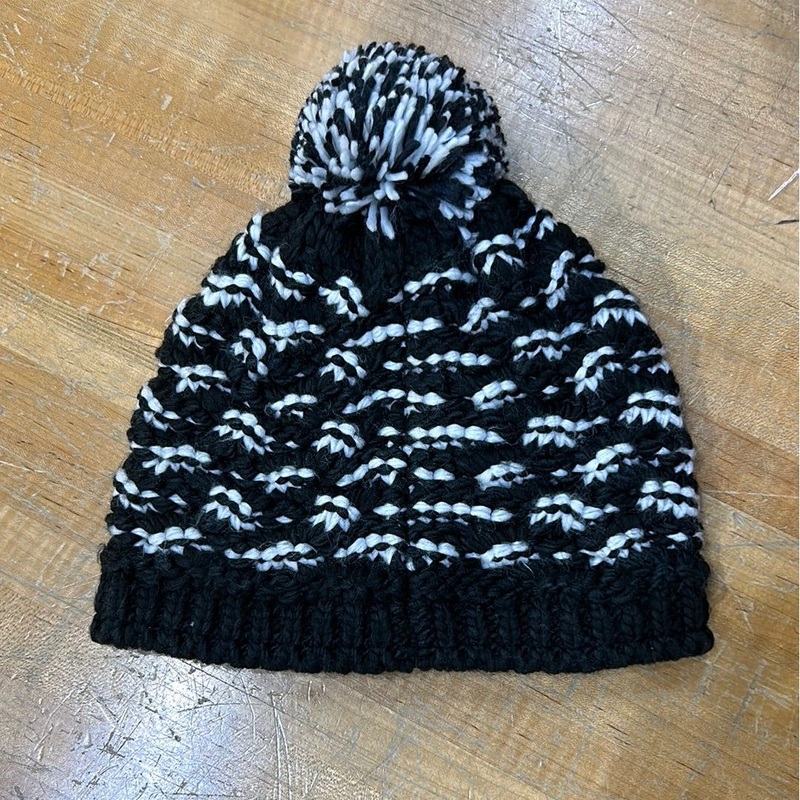 Spyder Girls Brrr Berry Hat Black OS