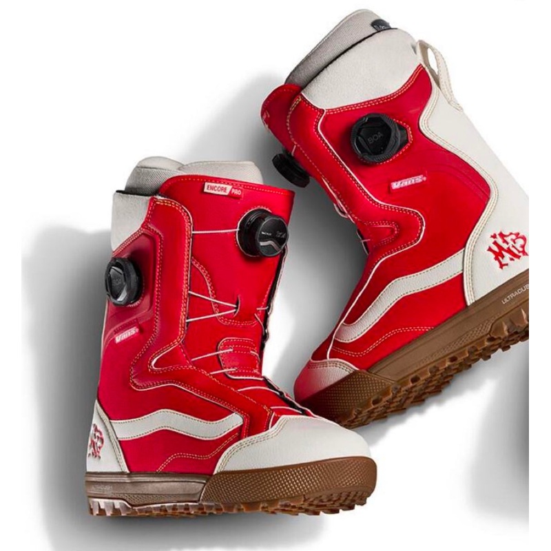 Vans Encore Pro Mia Brooks Excellence Olympic Womens Snowboard Boot in Racing Red and Marshmellow White2026 5
