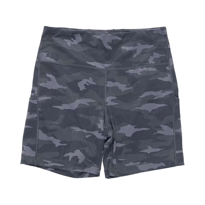 Athleta Ultimate Stash Pocket Short - Women's 1X Camo