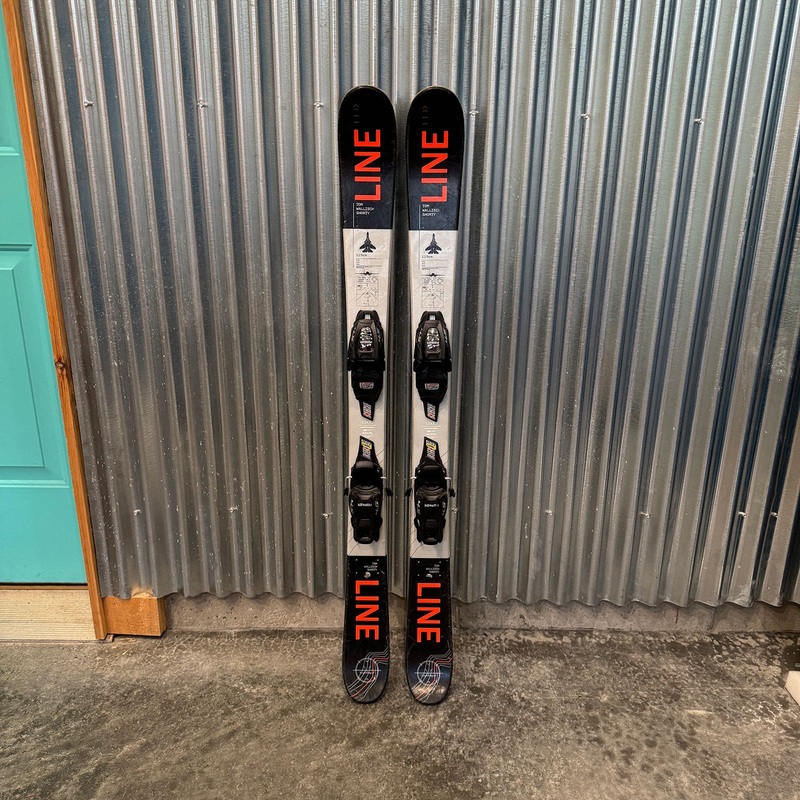 Line Tom Wallisch Shorty Kid's Twintip Skis w/ Marker Vmotion 4.5 GW Bindings - USED 119cm