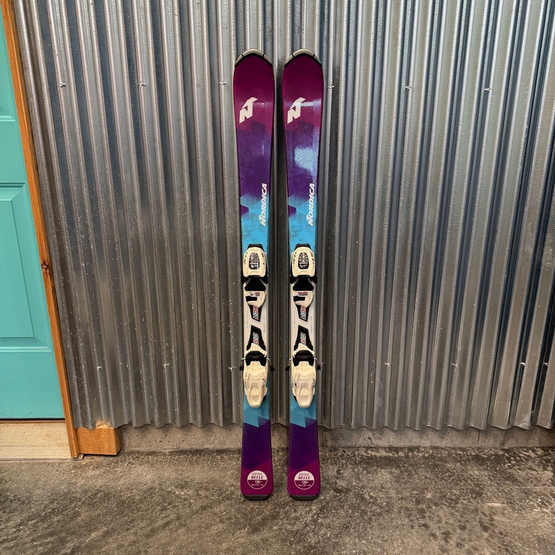 Nordica Little Belle Kid's Skis w/ Marker FDT 4.5 GW Bindings - USED 120cm Marker FDT 4.5 GW White/Black
